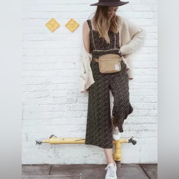 Madewell Wide-Leg Floral Button Front Jumpsuit Playground Posies Black Size 4 - Picture 5 of 16